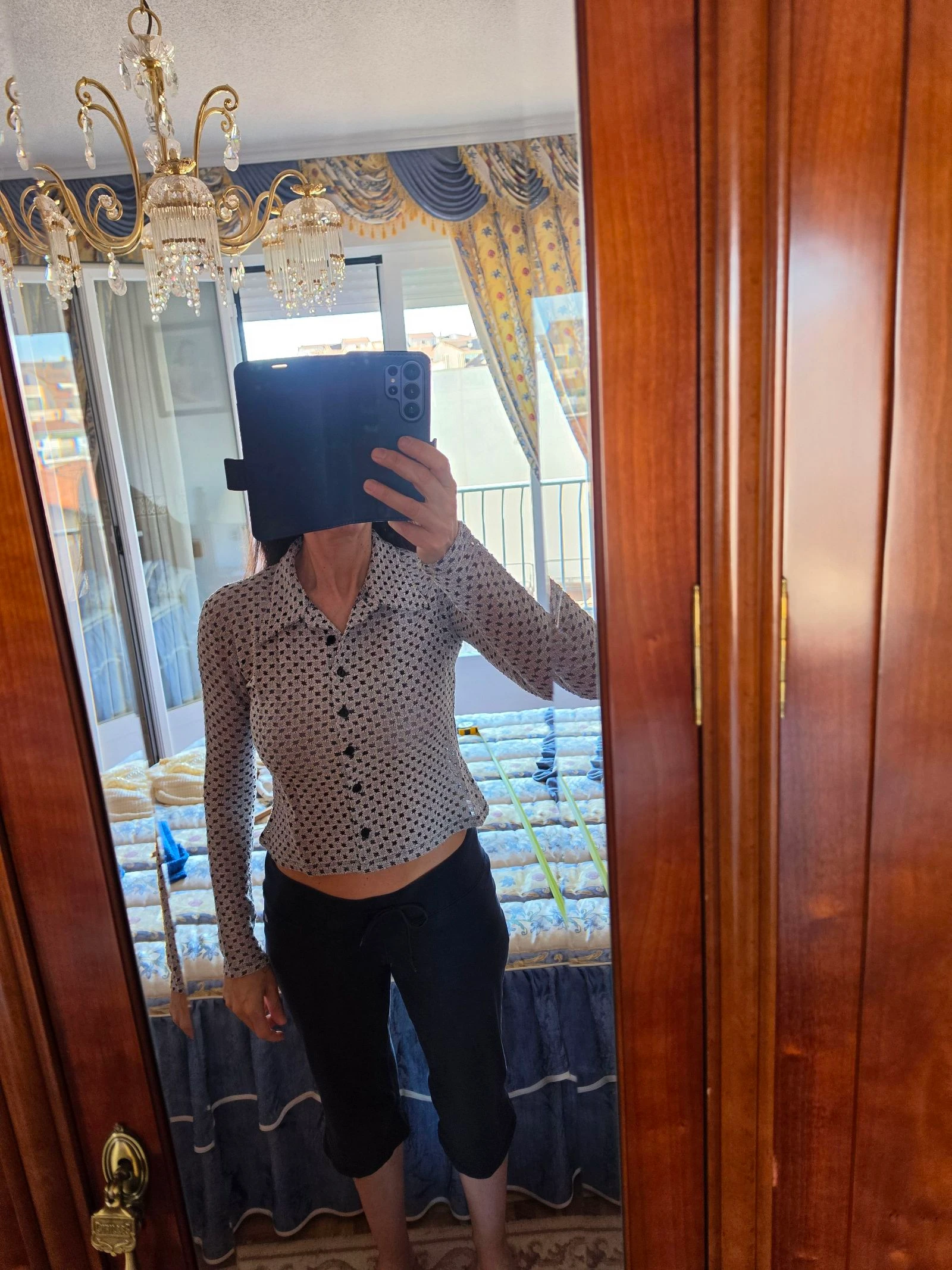 Camisa Stradivarius de renda cinza e preta Tamanho 44 – photo 6